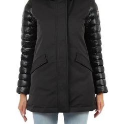 Colmar Gewatteerde Jassen Down Jackets Black